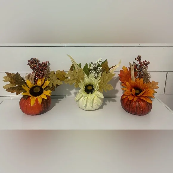 Fall Decor - Picture 3 of 4